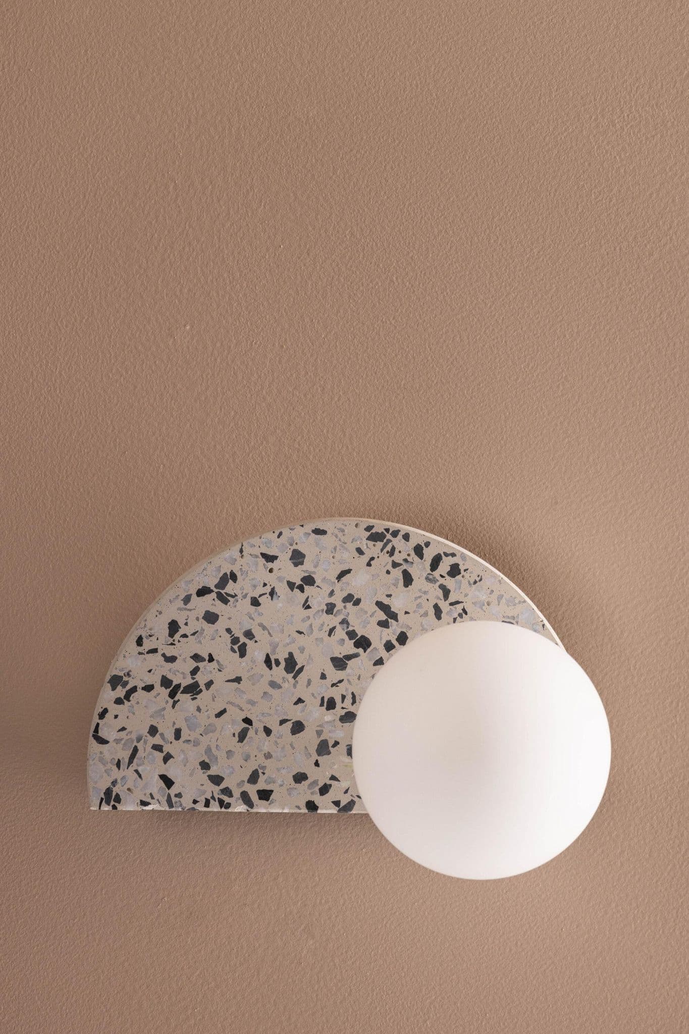 Abbeville Wall Lamp, White - Image 5