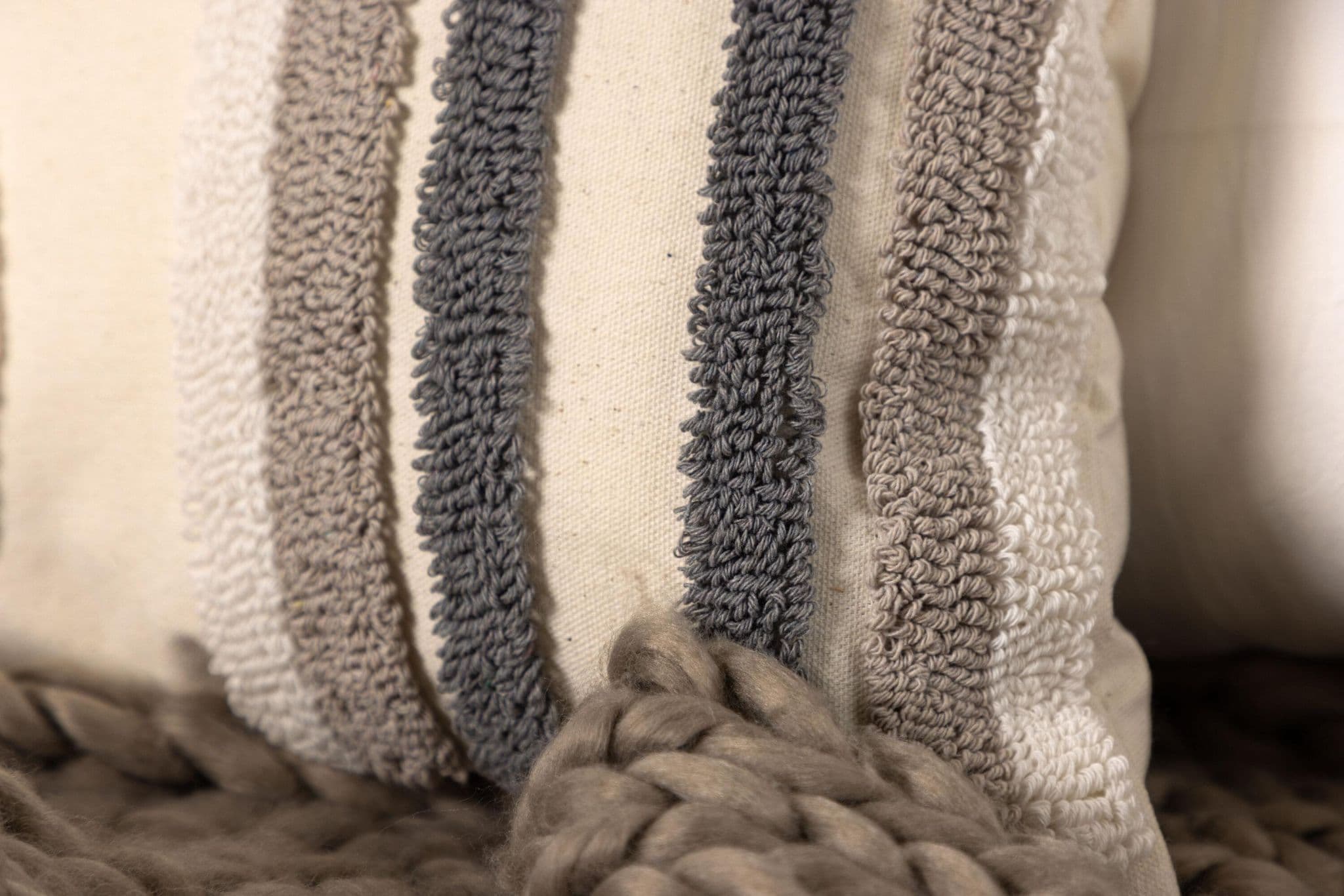 Cornelia Cushion Cover Polycotton, White, 45X45 - Image 4