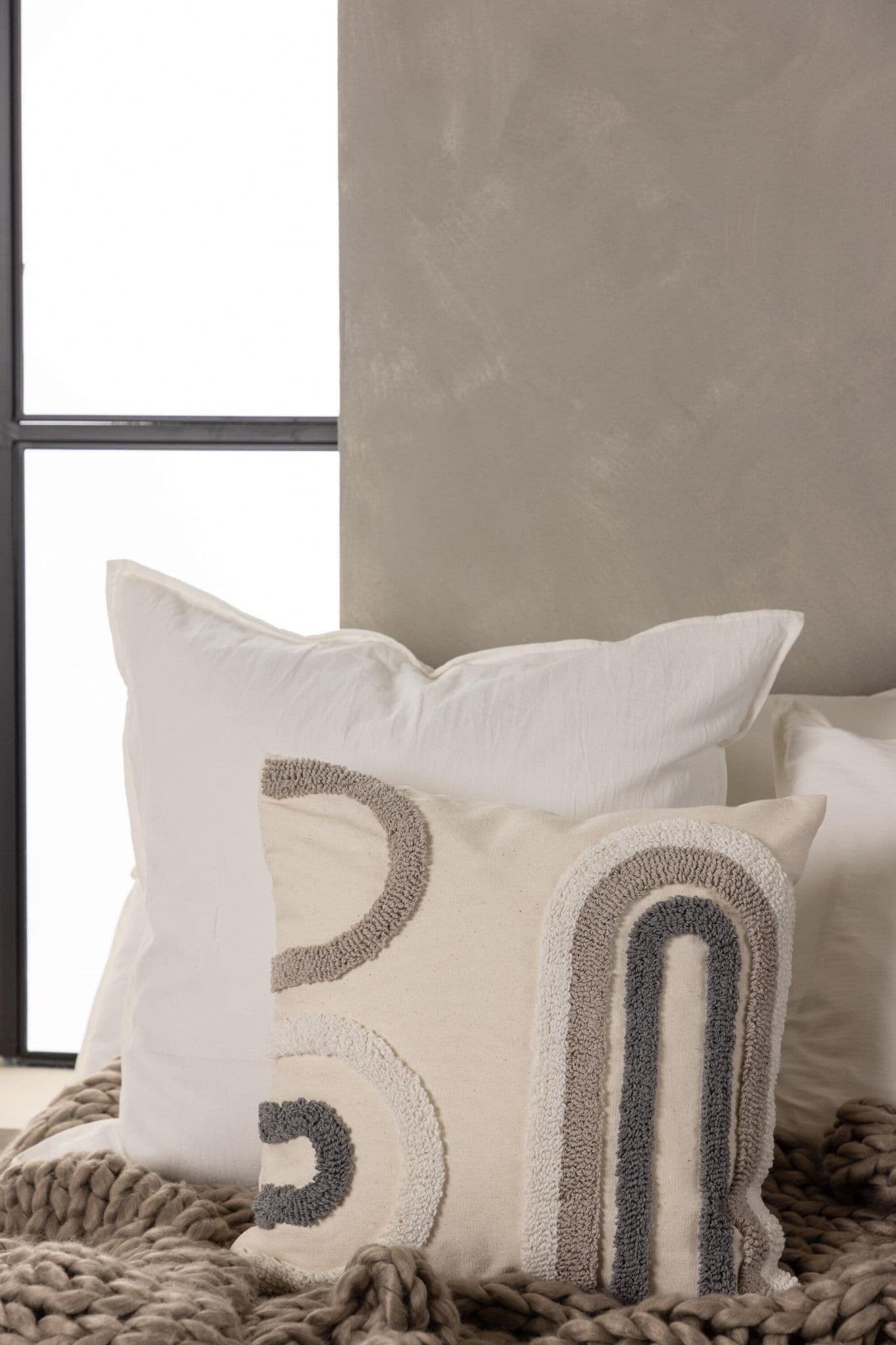 Cornelia Cushion Cover Polycotton, White, 45X45 - Image 5
