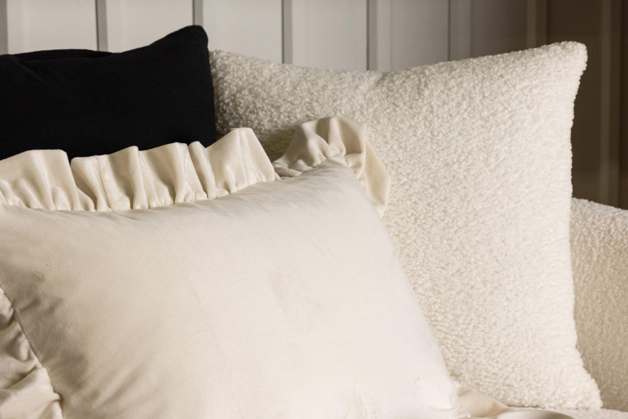 Hailey Cushion Cover Poly Velvet, Grey, 50X50 - Image 85