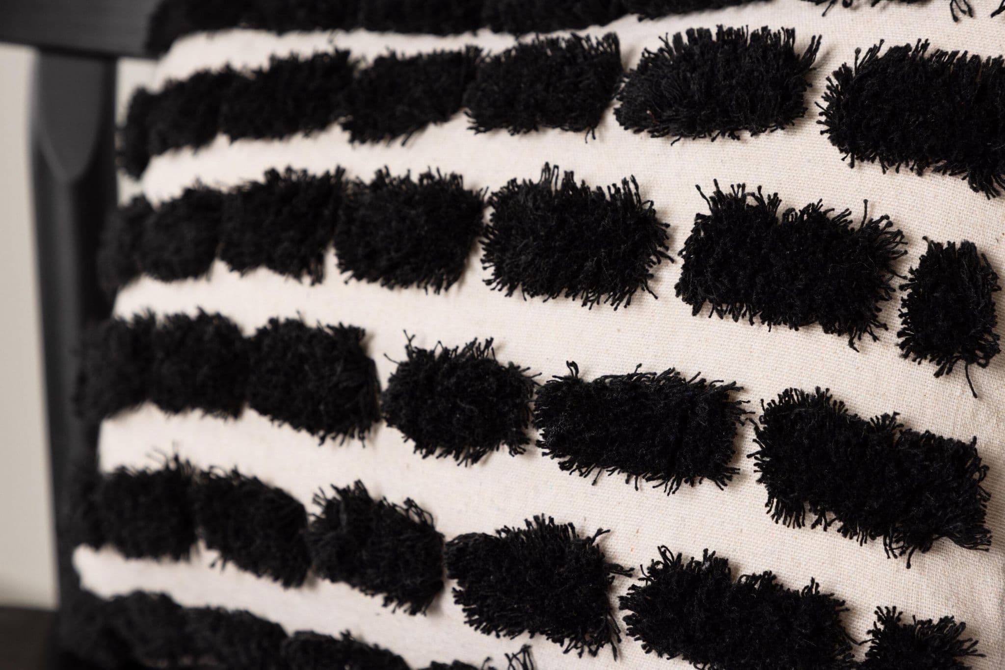 Lova Cushion Cover Poly With Tuft, Black, 30X50 - Image 7