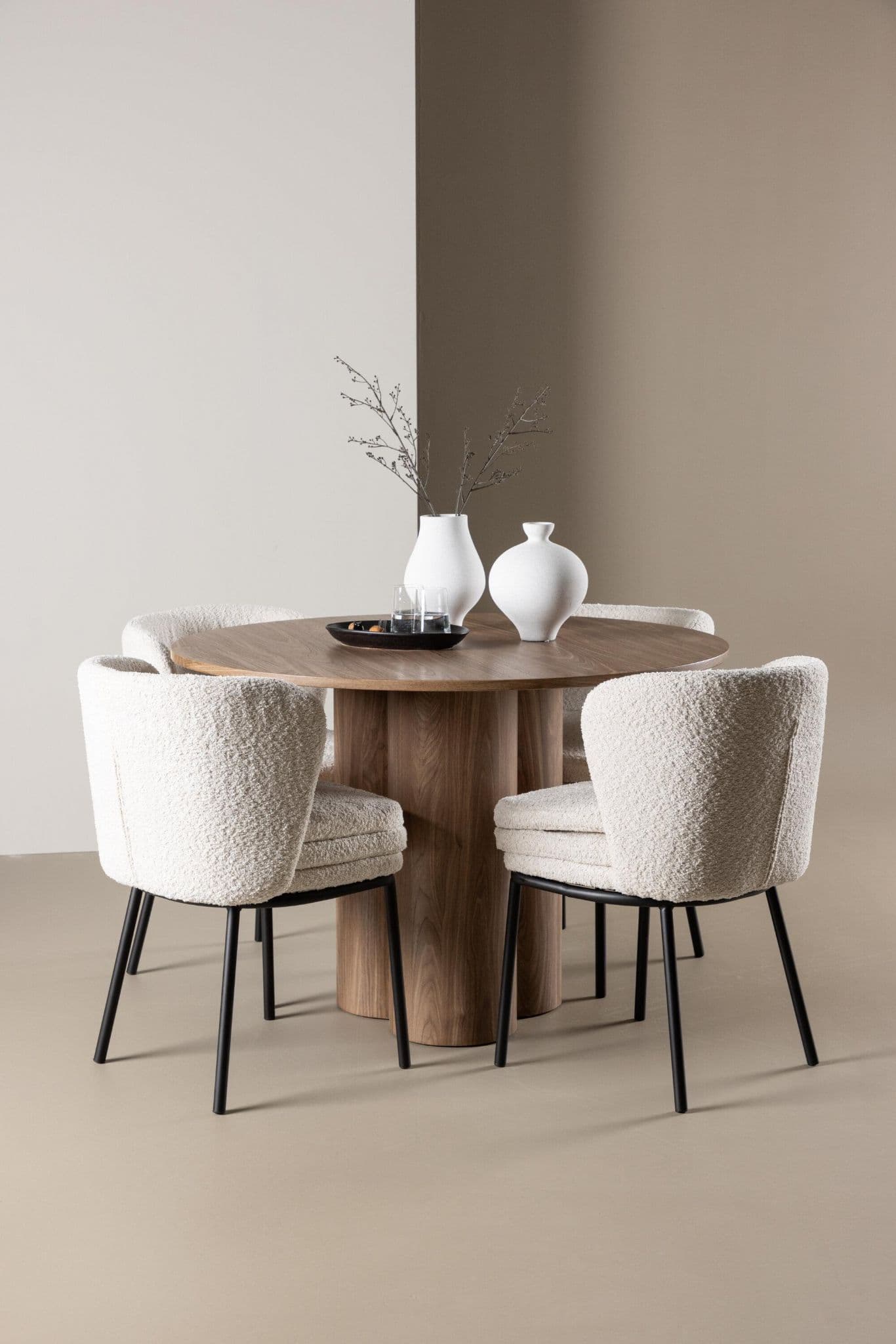 Olivia Dining Table With Agnes Dining Chair - Image 3