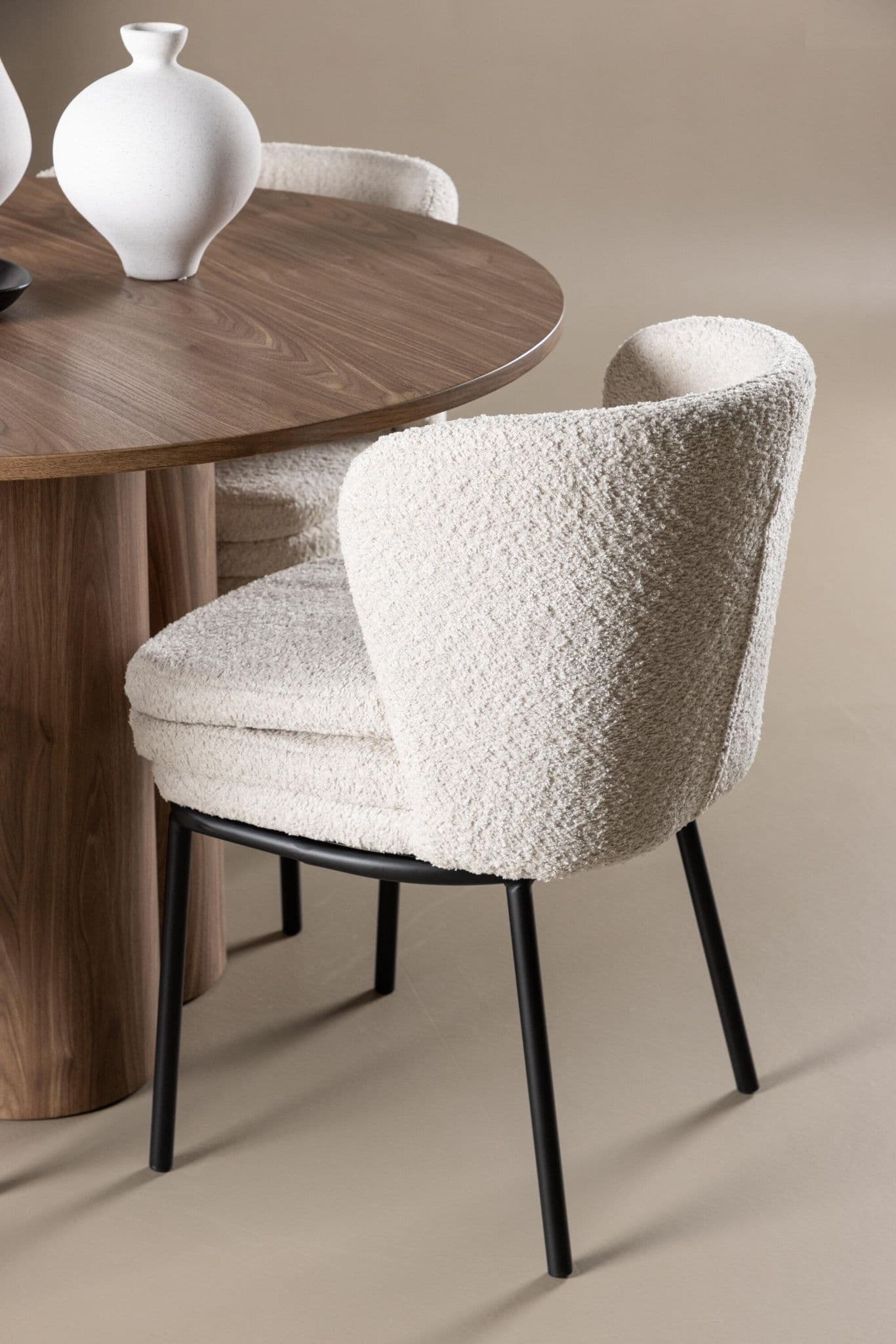 Olivia Dining Table With Agnes Dining Chair - Image 4