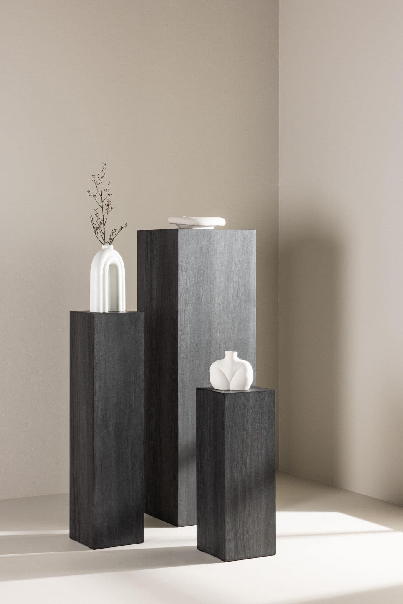 Ramsvik Side Table, Black - Image 4